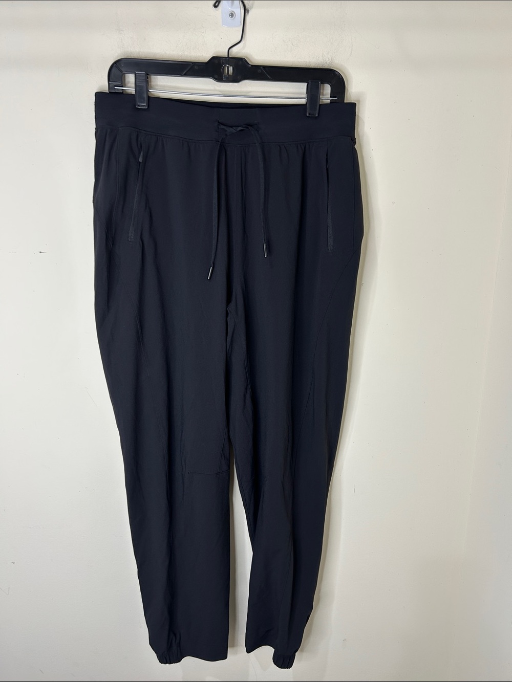 Lululemon License to Train High-Rise Pant
Black Size 10 - Picture 6 of 16